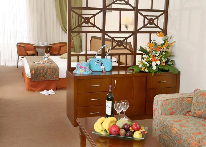 Aquamare Beach Hotel & Spa Geroskipou
