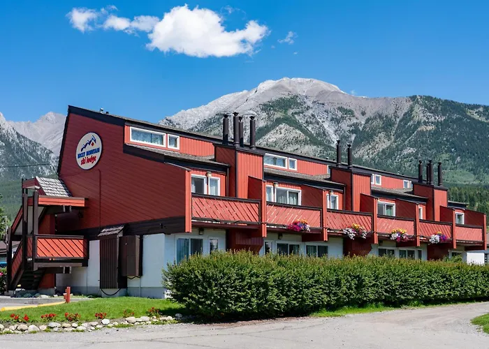 Rocky Mountain Ski Lodge