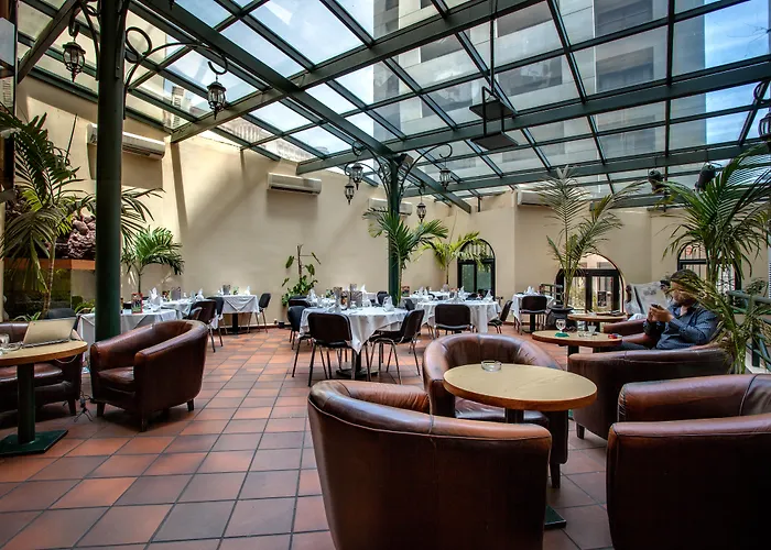 Cafe De Rome Hotel Dakar