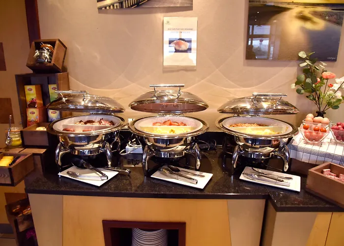 Holiday Inn Calais-Centre By Ihg