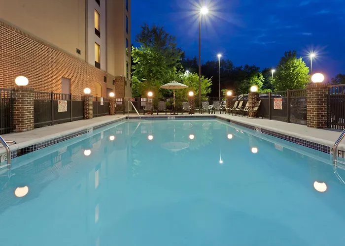 Holiday Inn Express & Suites Dover By Ihg