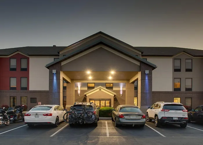 Holiday Inn Express Hotel & Suites Lebanon By Ihg