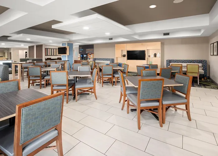 Holiday Inn Express Hotel & Suites Marysville By Ihg