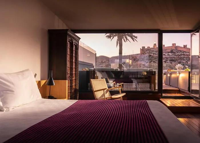 Aire Hotel & Ancient Baths Almería