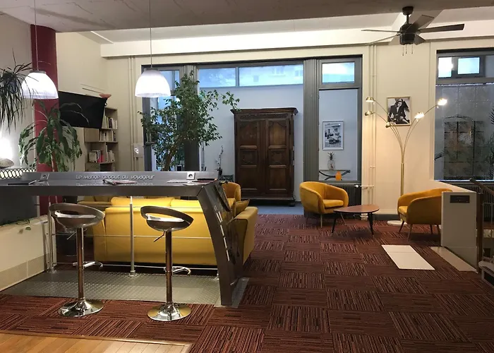Logis Hotel Du Midi - Saint Etienne Sud