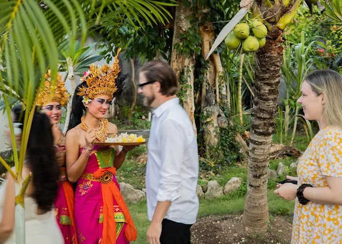 Sunset Garden Nusa Lembongan