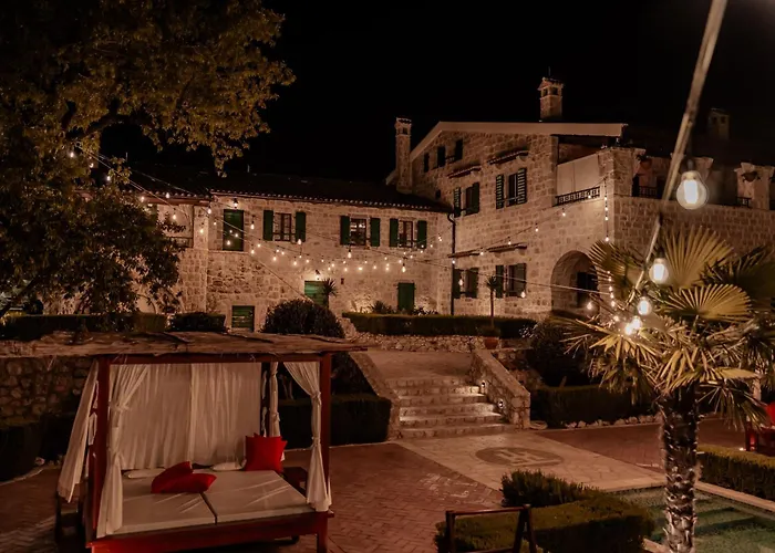 Talici Hill - Rustic Villas