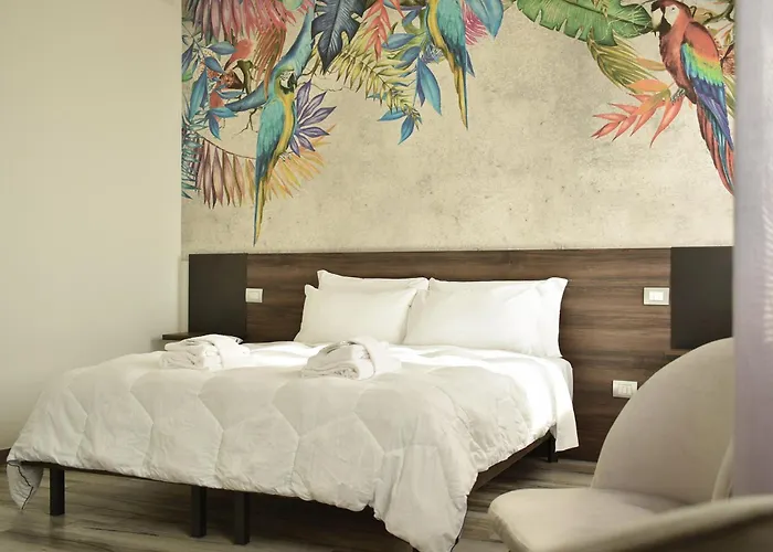 Welc-Om Royal Garden Luxury Rooms