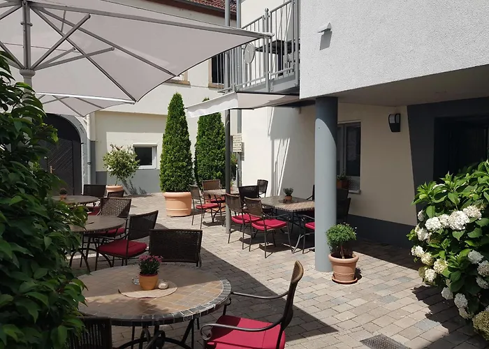Hotel-Restaurant Pfälzer Hof