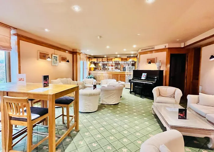 Logis Hotel Le Rivage