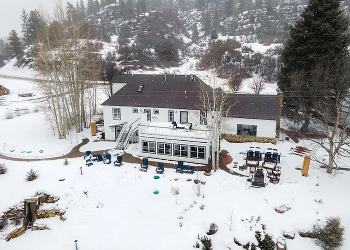 Antlers On The Creek Bed & Breakfast