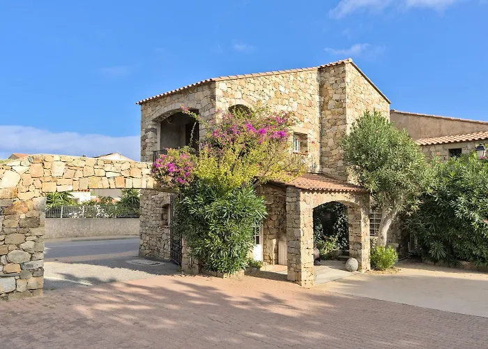 Hotel Casa Rossa & Spa LʼÎle-Rousse