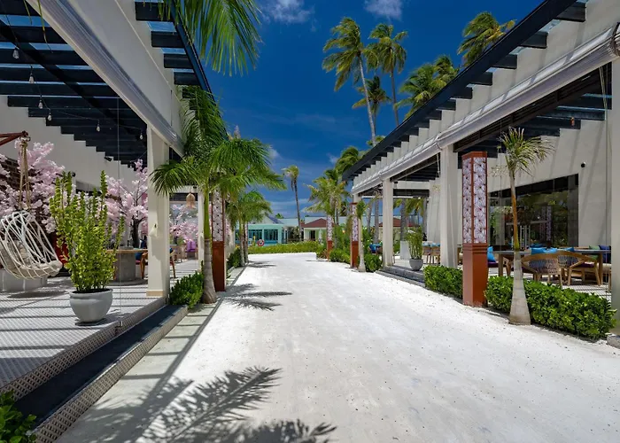 Hotel Oblu Xperience Ailafushi Malé