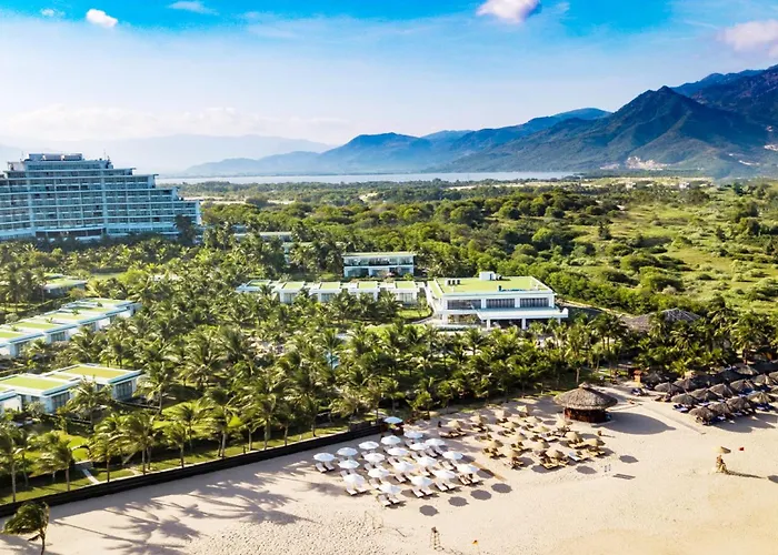 Cam Ranh Riviera Beach Resort&Spa Cam Lam