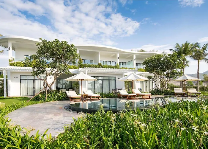 Cam Ranh Riviera Beach Resort & Spa Cam Lam