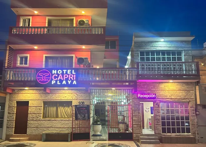 Hotel Capri Playa a una calle de la Playa Regatas
