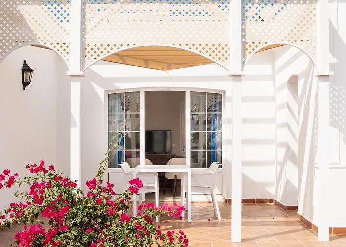 Apartamentos Livvo Coloradamar Playa Blanca 