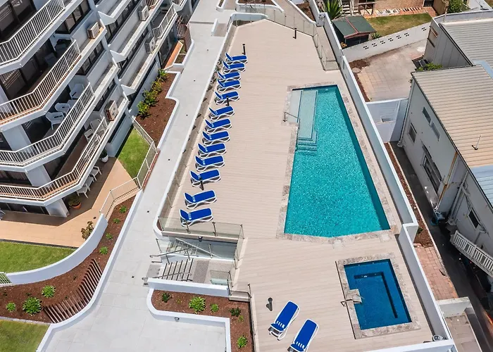 Breakers North Absolute Beachfront Apartments - Official