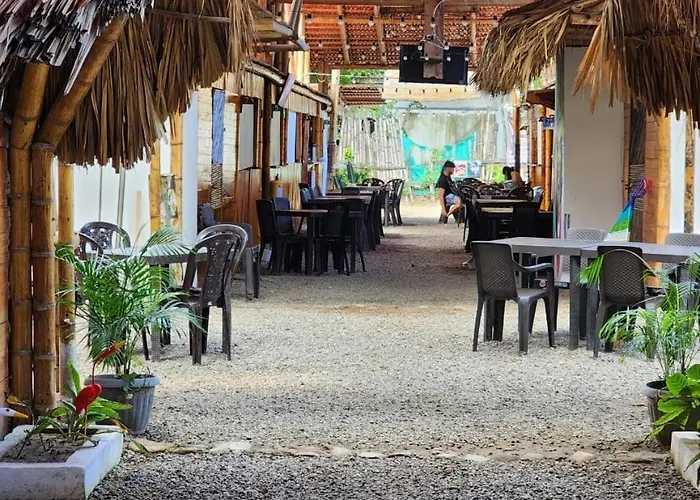 Palomino Plaza Hostel