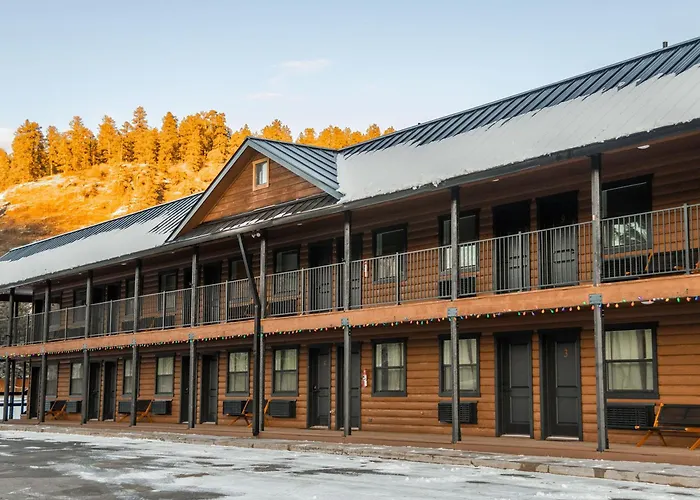 High Creek Lodge And Cabins