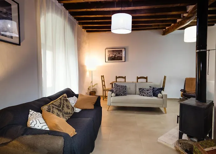 Casa De Los Cuadros Villaluenga Del Rosario