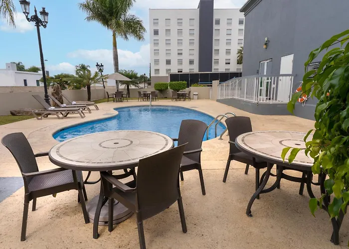 Hampton Inn by Hilton Guadalajara-Aeropuerto Las Pintas