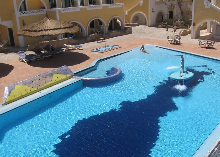 Club El Faraana Reef Resort