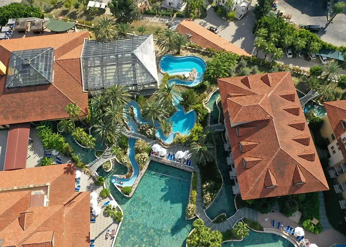 Club Grand Aqua Hotel Colakli