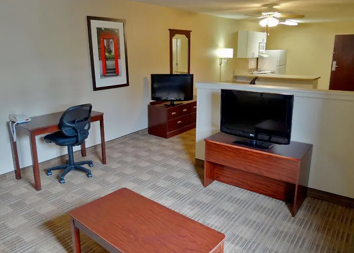 Extended Stay America Select Suites - Hartford - Manchester