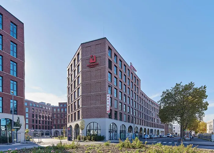 Meininger Hotel Koeln West