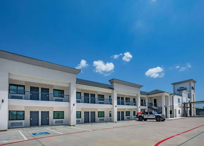 Baymont By Wyndham Freeport Texas