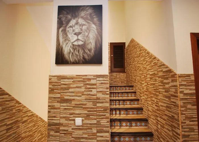 Hotel Tres Leones
