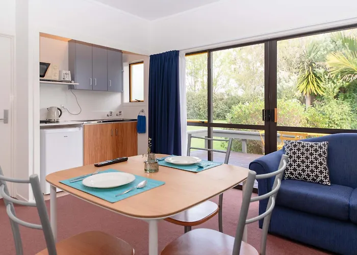 Aotearoa Lodge