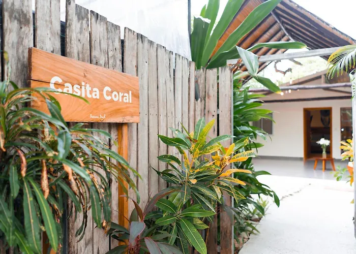 Banana Beach Bungalows Playa Santa Teresa 