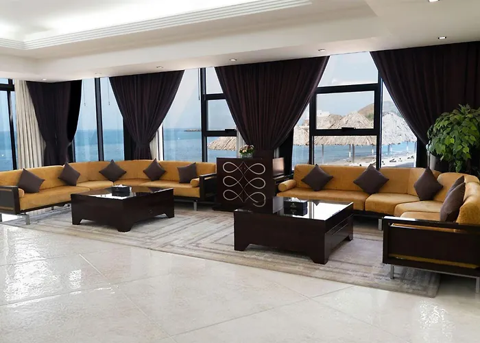Royal Beach Hotel & Resort