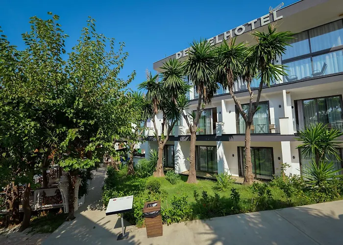 Hotel Denoel