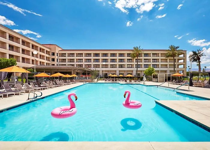 Doubletree By Hilton Golf Resort Palm Springs
