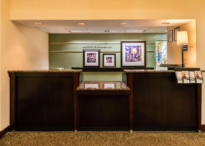 Hampton Inn & Suites Orlando-East Ucf