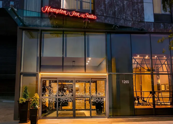 Hampton Inn & Suites Washington, D.C. - Navy Yard