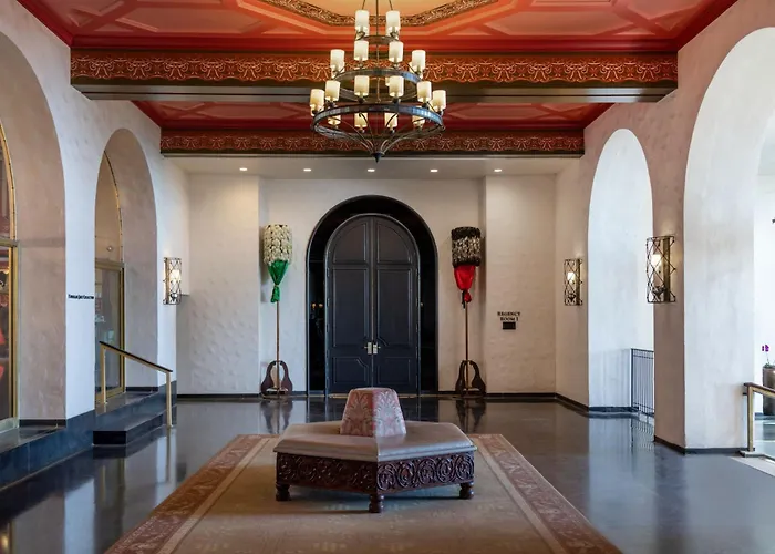 The Royal Hawaiian, A Luxury Collection Resort, Waikiki Honolulu