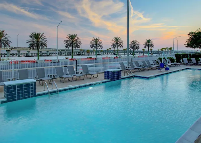 Doubletree By Hilton Biloxi Hotel
