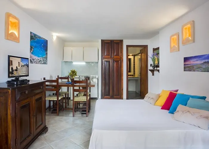 Residence Bougainvillae Liscia di Vacca
