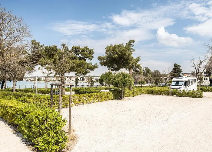 Falkensteiner Premium Mobile Homes And Camping Zadar