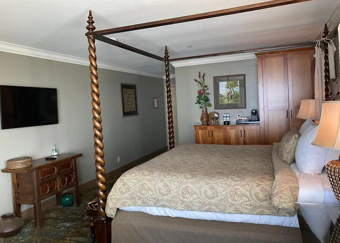 Blue Dolphin Inn Cambria