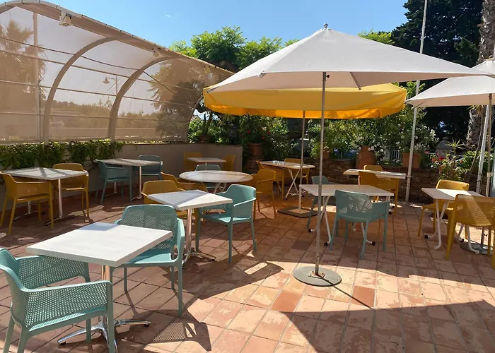 Les Alcyons Hotel Le Lavandou