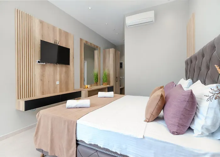 Trio Resort