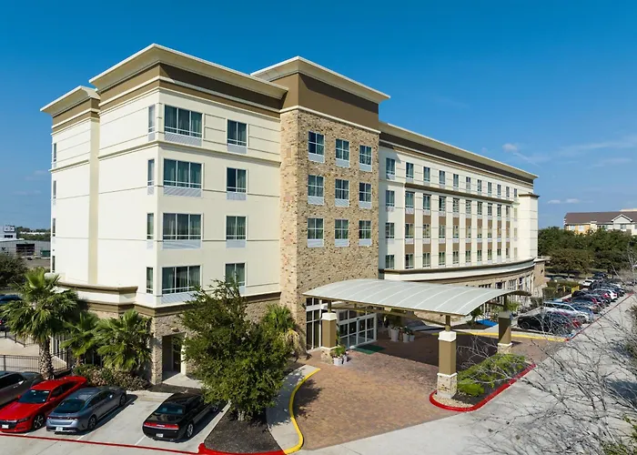 Doubletree By Hilton Westchase