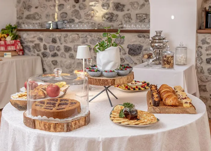 Good Life Hotel Garden Pieve Di Ledro