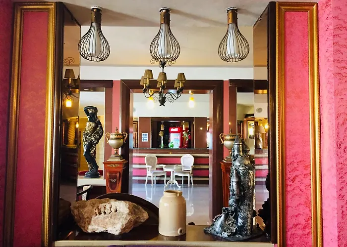Hotel Les Ambassadeurs Orán