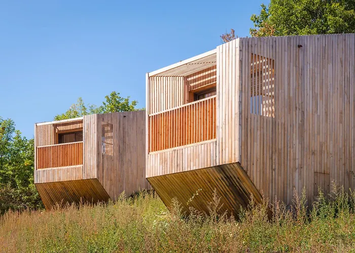 48 Degres Nord Landscape Hotel